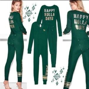 VICTORIA’S SECRET Happy Holla Days Onesie 🎄Size Large